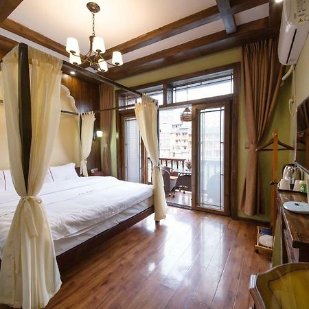 فنغهوانغ Flower Time Inn المظهر الخارجي الصورة