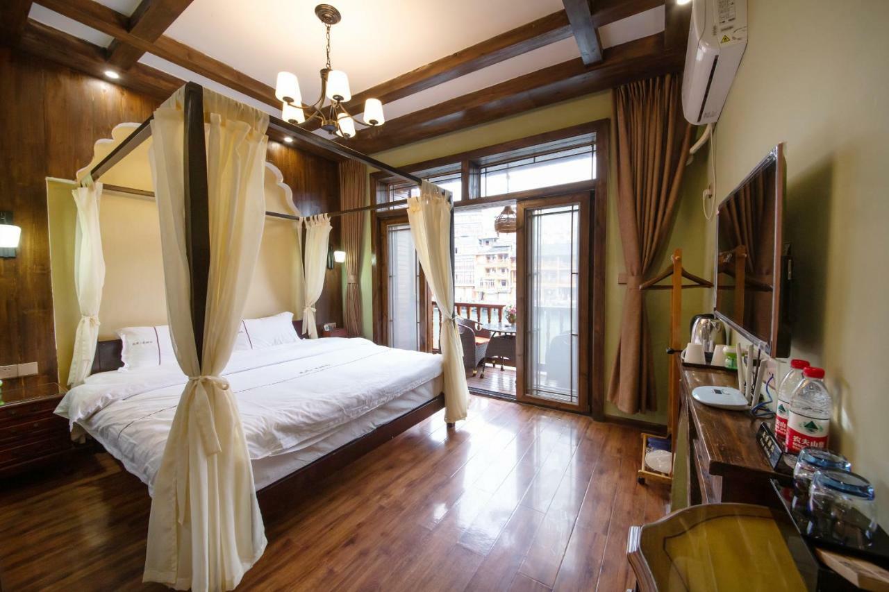 فنغهوانغ Flower Time Inn المظهر الخارجي الصورة