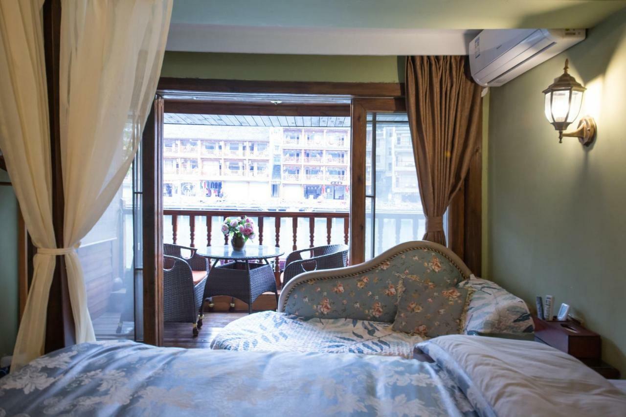 فنغهوانغ Flower Time Inn المظهر الخارجي الصورة