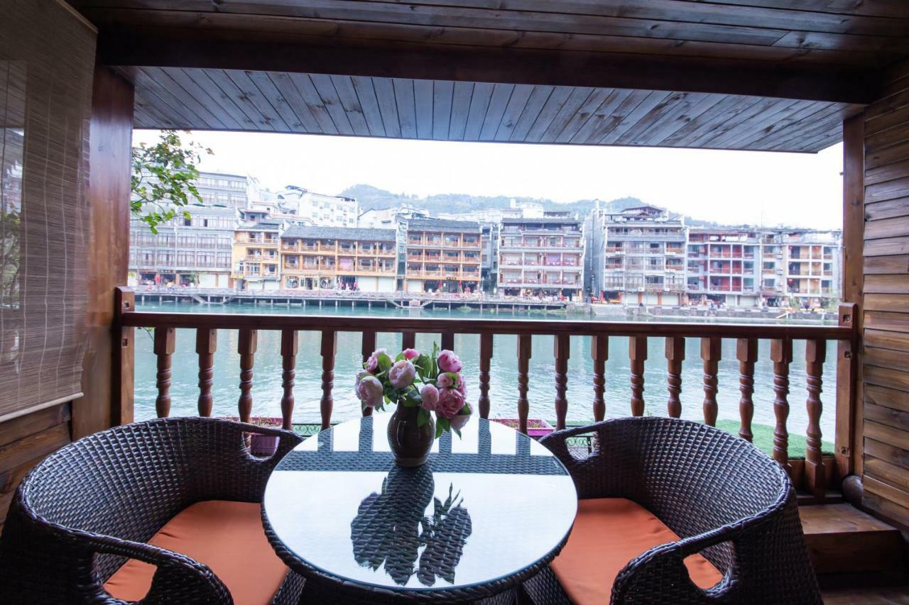 فنغهوانغ Flower Time Inn المظهر الخارجي الصورة