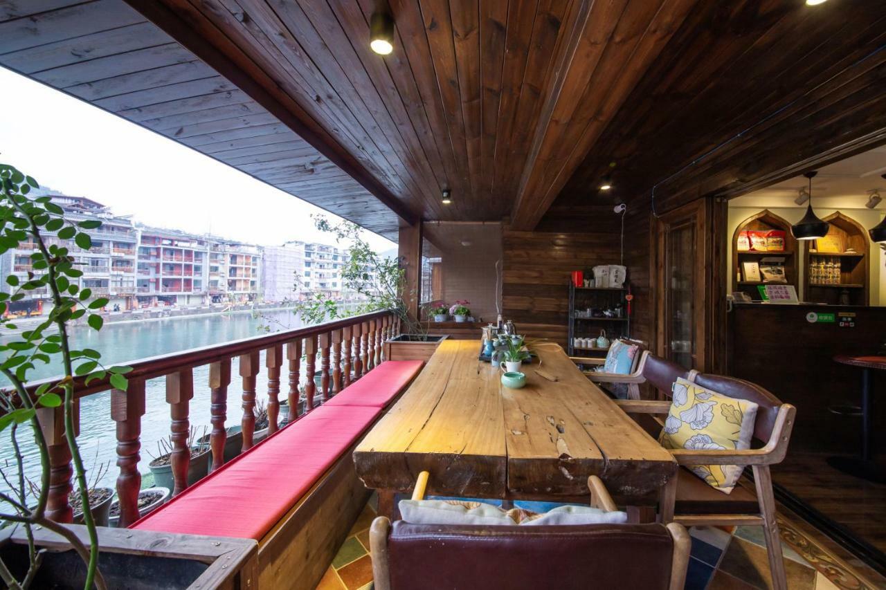 فنغهوانغ Flower Time Inn المظهر الخارجي الصورة